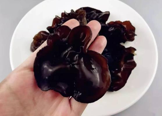 夏季養肝喝什么茶?夏季養肝吃哪些食物