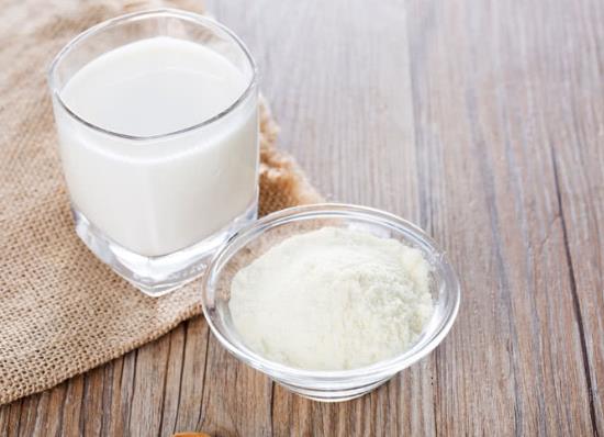 奶粉是配方好還是調制乳好?為什么奶粉里面有黑色的東西?