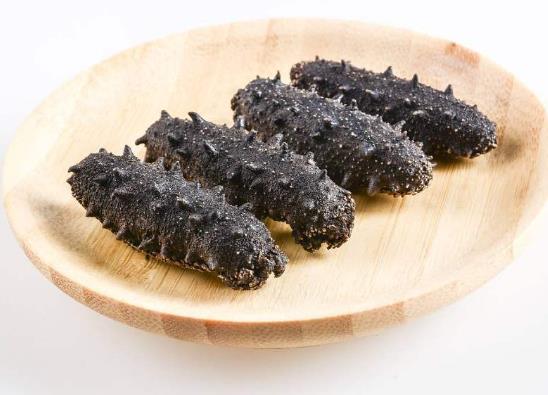 泡發海參的水是綠色是咋回事?海參買大的還是小的好
