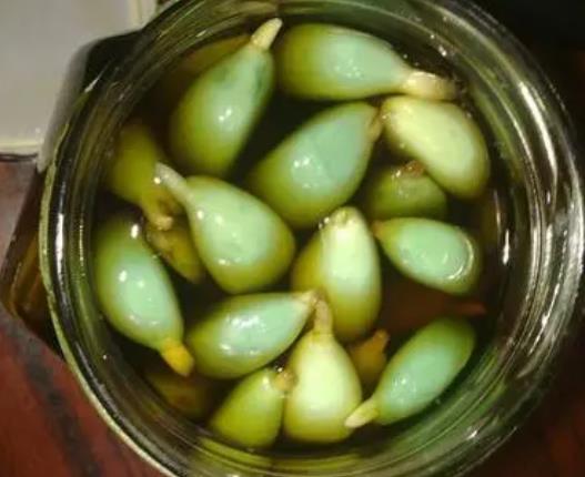 臘八蒜只有北方人吃嗎?臘八蒜和普通蒜哪個(gè)營養(yǎng)價(jià)值高