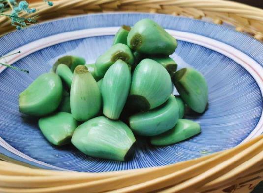 臘八蒜什么時(shí)候腌制最好?臘八蒜可以放多久