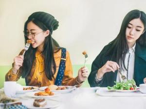 吃素食瘦身嗎？6大素食減肥誤區讓你越吃越胖