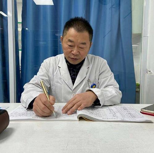 中醫胡遠忠醫師辯證治療小三陽,中醫治療可放心