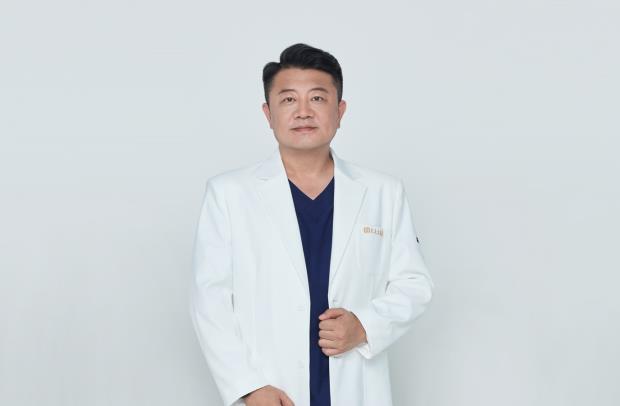 假體豐胸多少錢?大連高嵐醫(yī)美王大太院長案例