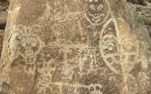 世界上數(shù)量最多、分布最廣的巖畫(huà)群 狼山巖畫(huà)遍布全國(guó) 前后大約有幾千年