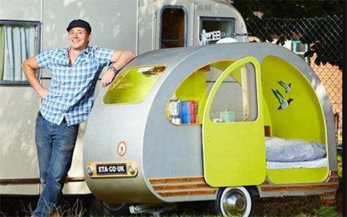 世界上最小的篷車 QTvan長2.39米 高1.53米