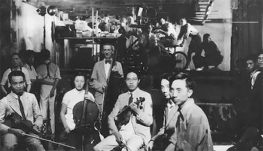 中國第一部音樂喜劇故事片 1935年電通公司推出了《都市風光》