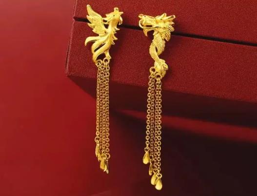 三金是結(jié)婚當(dāng)天戴還是婚后戴?結(jié)婚三金是陪嫁還是彩禮