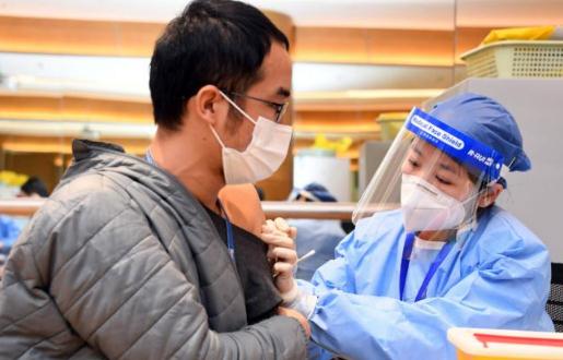 多地報告群眾被拉到外地接種疫苗怎么回事 異地疫苗接種地有記錄嗎