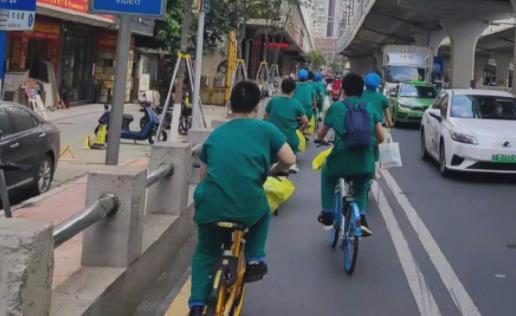 核酸棉簽沾上嘔吐物還準確嗎 一張嘴就干嘔怎么做咽拭子