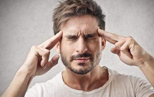 為什么會長白發(fā)?哪些食物能治療白發(fā)?