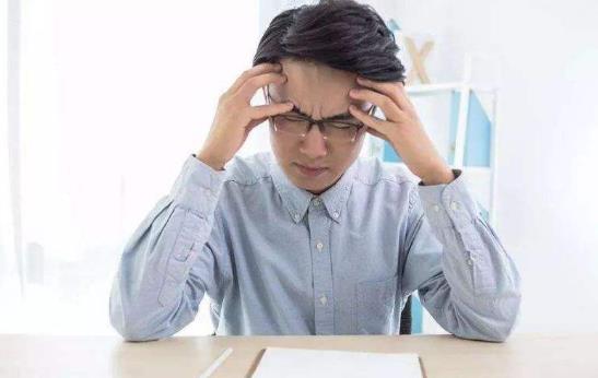 頭發油的原因有哪些?頭發油怎么辦?