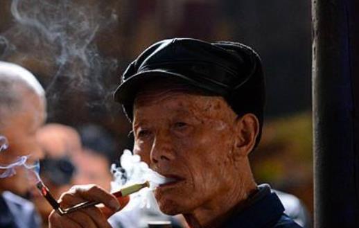 日常生活中該怎么預防脫發 黑色食物有益于預防脫發