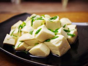 皮蛋豆腐的做法-豆腐怎么吃最營養？