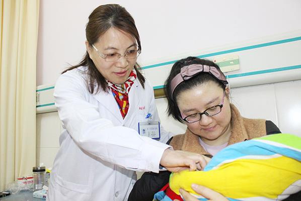北京愛康醫療婦產科專家與粉絲間的故事:千萬里追尋著你