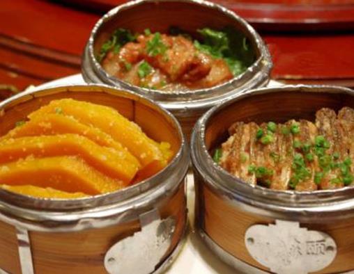 岳陽(yáng)十大名吃排名,醋水豆腐鮮嫩可口,火焙魚(yú)鮮美有特色