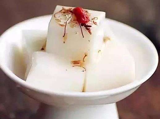 溫州五馬街必吃美食排名,府學(xué)巷三姐妹糯米飯的美味無法拒絕