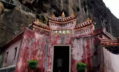 深圳7大香火旺盛的寺廟,羅湖區(qū)弘法寺自然風景優(yōu)美,鳳巖古廟信徒多