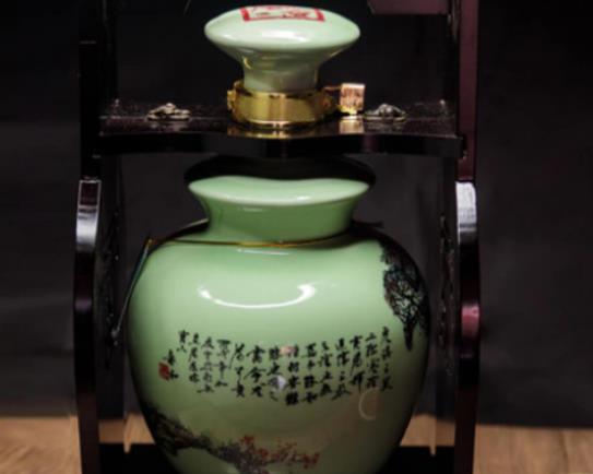 江西十大名酒排行榜,清華婺酒原材料豐富、四特酒受大眾喜愛(ài)