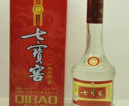 江西十大名酒排行榜,清華婺酒原材料豐富、四特酒受大眾喜愛(ài)