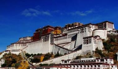 盤點(diǎn)世界古今最美建筑 古漢根博物館是現(xiàn)代建筑中最突出的建筑之一