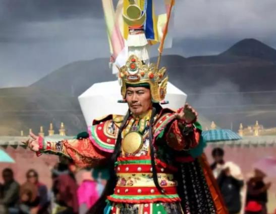 桑珠洛吾—格薩爾藏戲民族文化的舞臺(tái)中鮮活出時(shí)代新風(fēng)尚