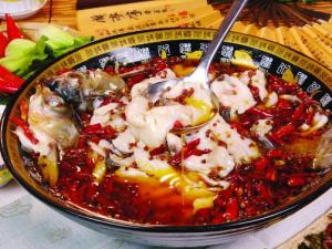 如何識別地溝油？在飯店里吃飯怎樣識別地溝油