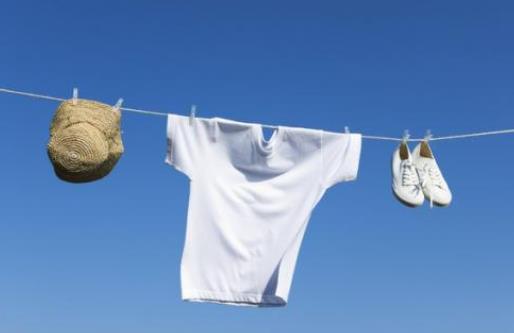 衣服上有白斑如何快速去除?衣服上有洗衣粉白斑怎么洗掉?