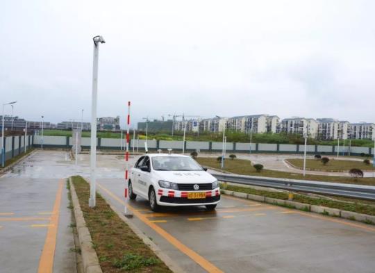 科目二掛了休息十天不練車是什么意思?科二掛三次了是緩緩還是繼續