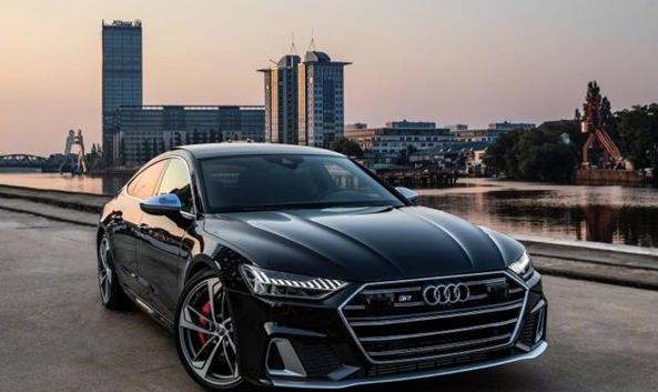 奧迪rs7算豪車嗎?養護一輛奧迪RS7一年費用是多少錢?