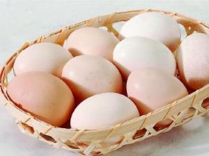 寶寶喂養誤區：吃雞蛋多多益善