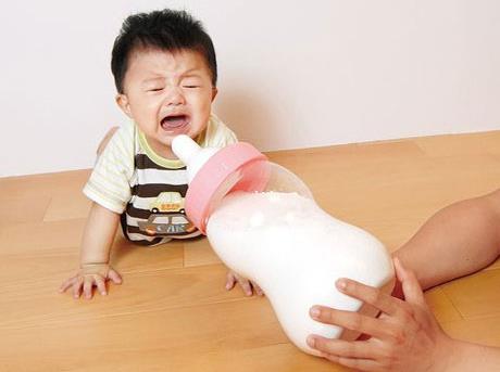 寶寶什么時候會發生厭奶?寶寶厭奶怎么辦