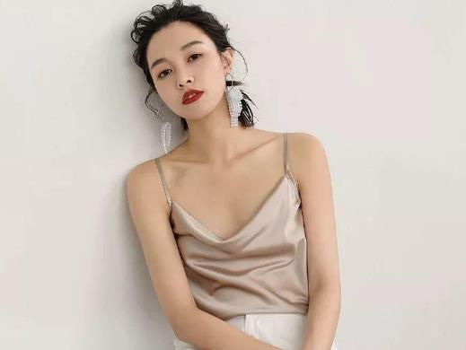 穿吊帶如何不露肩帶?文胸肩帶為什么會容易滑落?