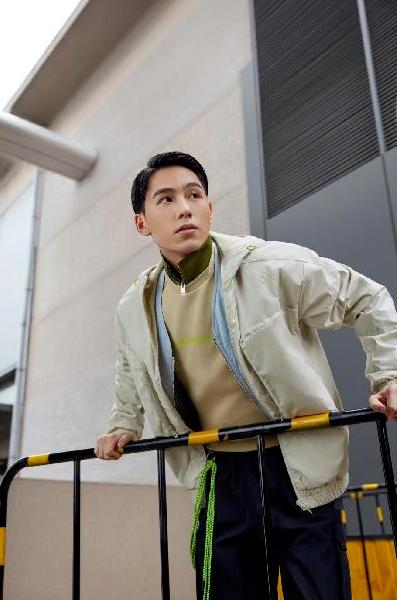 突破出色靈感,阿迪達斯秋冬外套升格“出色”魅力!