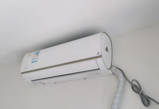 空調一級和三級哪個好?開空調忘記關門窗了耗多少電