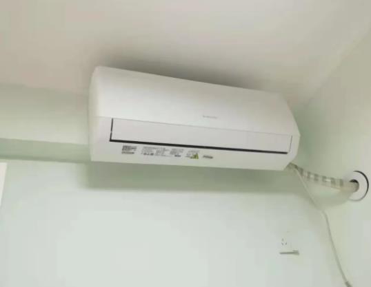空調主機的聲音有多少分貝?空調室外機結冰是什么情況