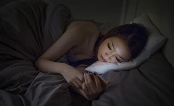 時(shí)髦病是什么意思?臨床表現(xiàn):拖延癥、手機(jī)依賴癥、星座控等