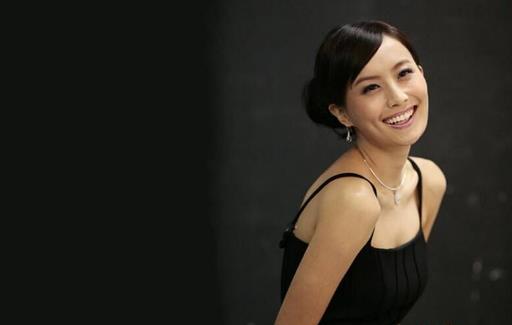 陳法拉個(gè)人資料簡(jiǎn)介 香港小姐陳法拉圖片 陳法拉演過(guò)的電視劇