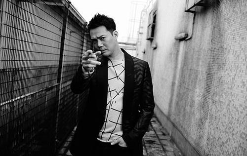 謝天華個(gè)人資料簡介 TVB謝天華圖片 謝天華演過的電視劇