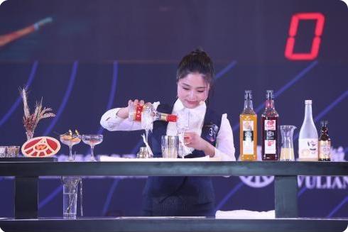 五糧液李曙光給出中國白酒未來發展的關鍵詞