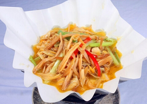 黑木耳炒黃花菜的做法-黑木耳炒黃花菜怎么做？