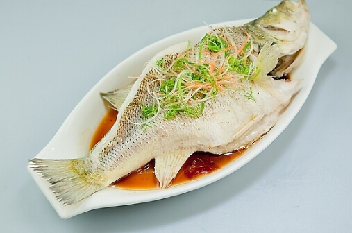 清蒸鱸魚的做法-鱸魚怎么做好吃？