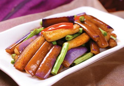 茄子怎么炒不費油？怎樣做茄子不費油