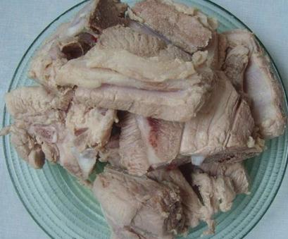 土豆燒排骨怎么做好吃？土豆燒排骨的做法
