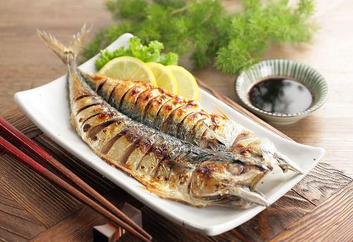 怎樣煎魚(yú)不粘鍋？煎魚(yú)怎么做好吃