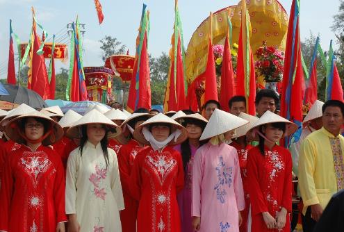 京族有什么風(fēng)俗習(xí)慣？中國(guó)少數(shù)民族京族的來(lái)歷習(xí)俗