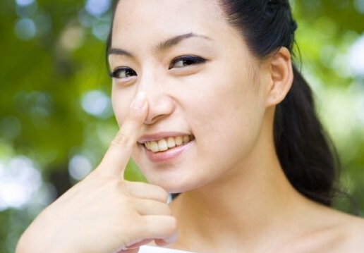 塌鼻子怎么辦？塌鼻子適合什么發型？
