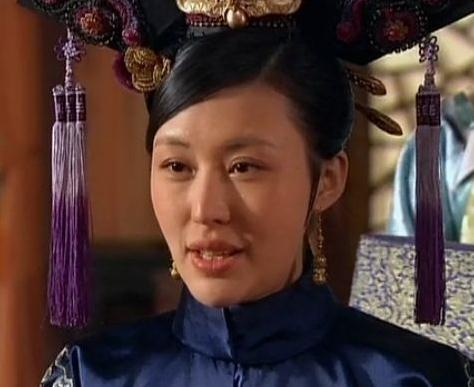 王石離婚,《甄嬛傳》80后女演員田樸珺新歡，潘石屹任志強等微博調侃