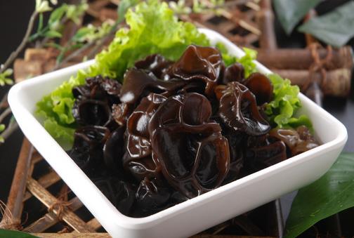 吃什么食物能補鐵？補鐵的食物有哪些