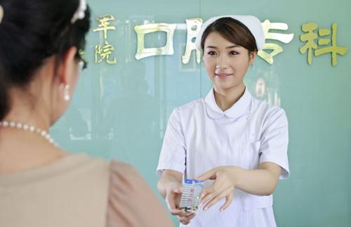 口腔、咽喉燒燙傷患者正確處理方式